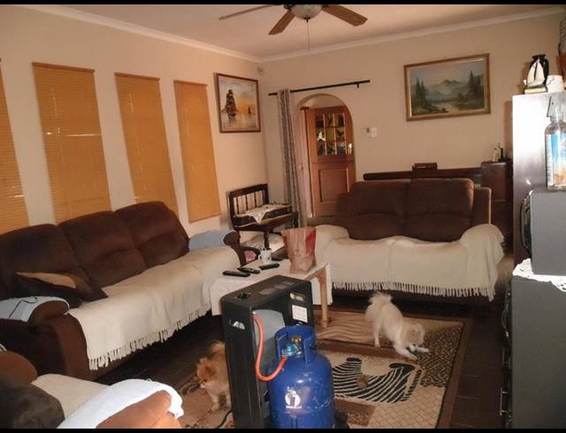 3 BEDROOM PROPERTY TO RENT IN PIERRE VAN RYNEVELD
